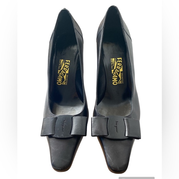 Salvatore Ferragamo Bow Leather Black Womens High Heels Pumps 8.5 8 1/2 9.5 toe - Picture 3 of 10
